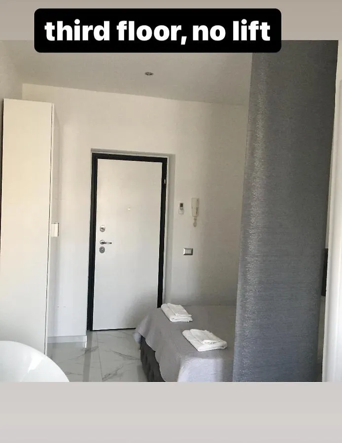 Appartement Studio Triboniano à Milan Italie